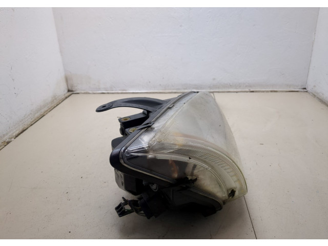 Фара передняя  Ford Focus 2 2005-2008 правая 