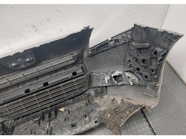 Бампер  Peugeot 5008 2009-2016 передний    