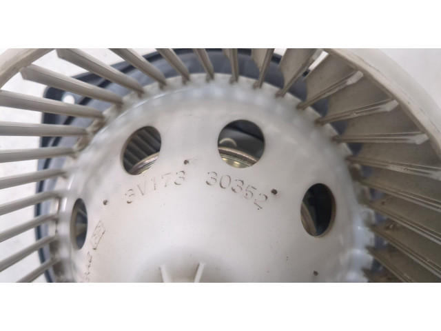 Моторчик печки Infiniti QX56 2010-2013 27220JK00C 27220JK00C