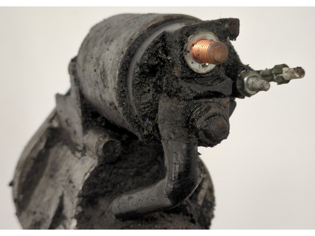 Стартер Nissan Navara 2004-2015 2.5 233005X00A