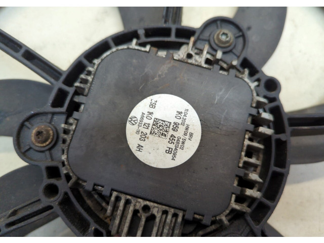 Вентилятор радиатора  Skoda SuperB 2008-2015           