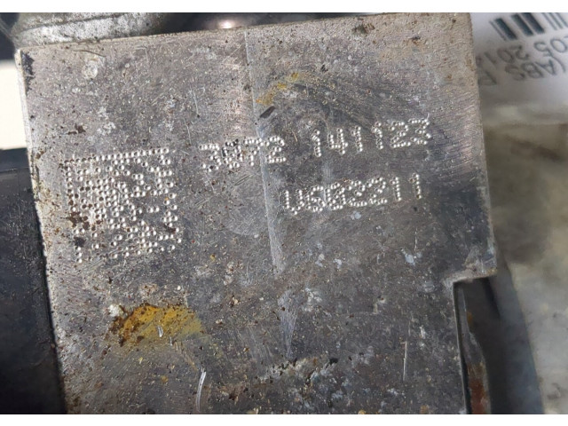 Блок АБС, насос (ABS, ESP, ASR) Mercedes C W205 2014-2018