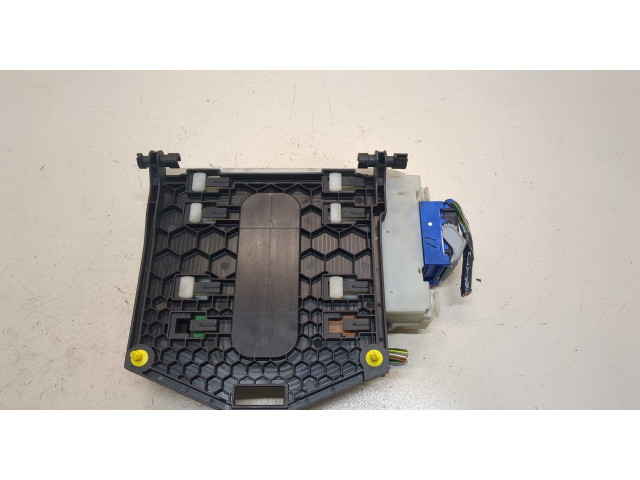 Блок комфорта  Ford Focus 2 2005-2008      6g9t14a073dk  