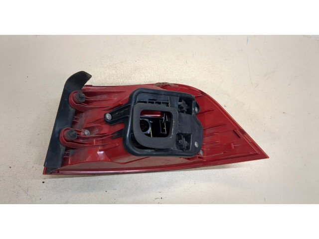 Задний фонарь