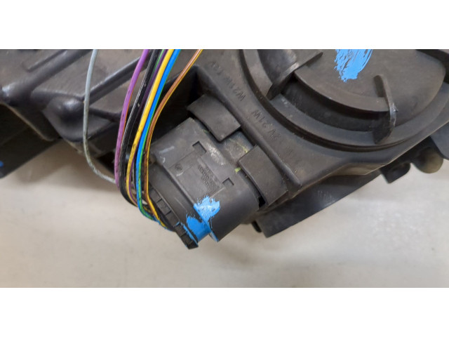 Фара передняя  Ford Focus 3 2011-2015 правая 