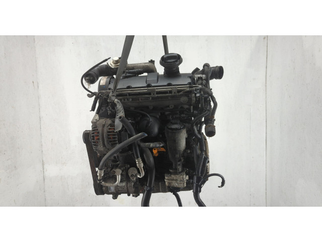 Форсунка топливная  Volkswagen Polo 2001-2005         