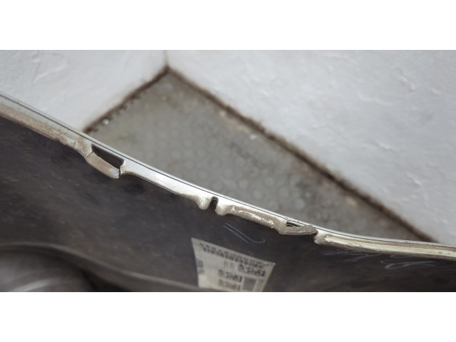 Решетка радиатора  Subaru Tribeca (B9) 2004-2014          91121XA00A