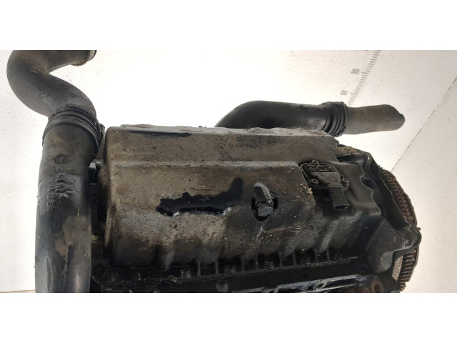 Форсунка топливная Skoda Octavia (A5) 2004-2013 038130073AG