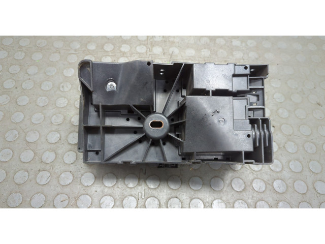 Блок предохранителей  Buick Regal 2009-2017         