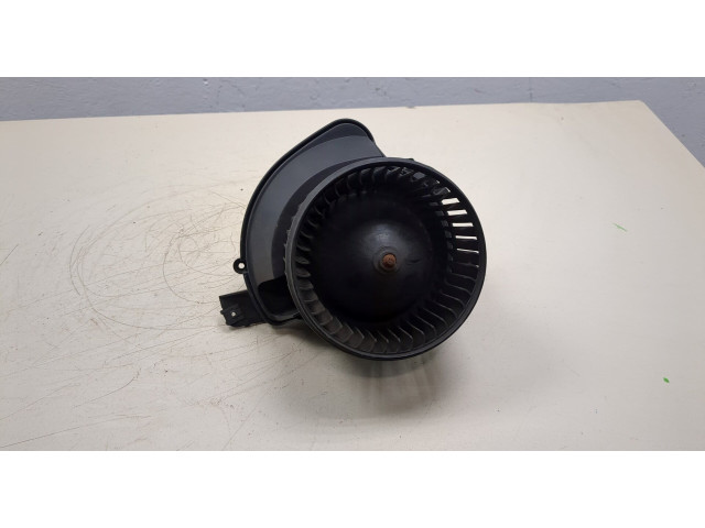 Моторчик печки  Fiat Punto Evo 2009-2012        