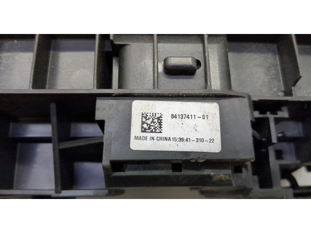 Блок предохранителей  Buick Envision 2020-2025      84137411   