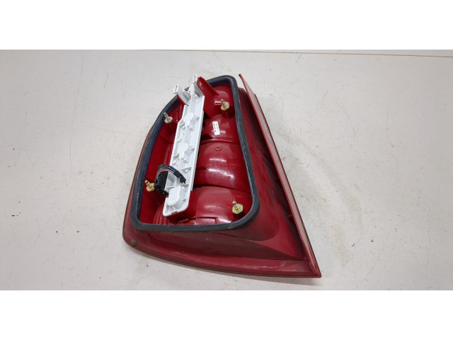 Задний фонарь     6Y6945096B, 6Y6945112B     