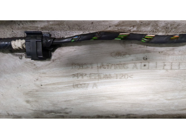 Бампер  Ford Focus 3 2011-2015 задний   