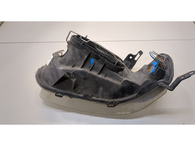 Фара передняя  Ford Escape 2001-2006 правая 