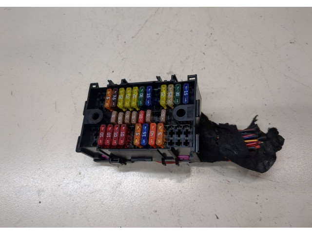 Блок предохранителей Skoda Yeti 2009-2014