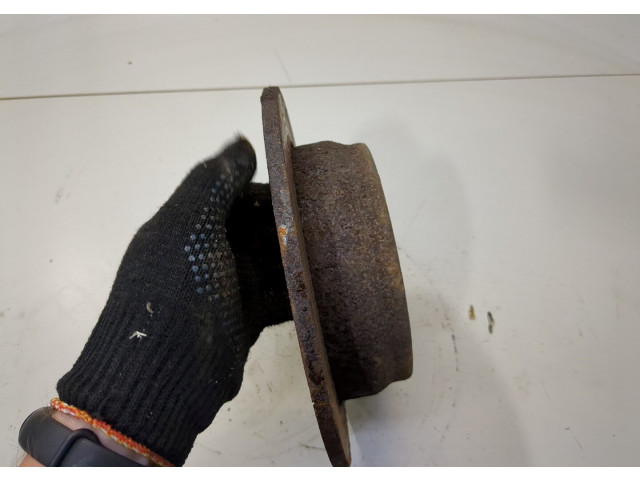 Диск тормозной  KIA Ceed 2007-2012 1.6  задний    584111H100      