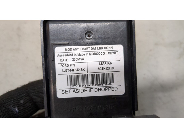 Блок комфорта Ford Escape 2020- lj6t14f642bk