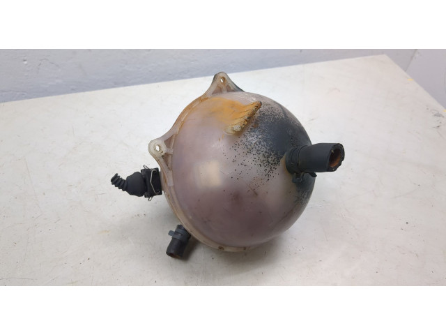 Бачок расширительный Volkswagen Transporter 4 1991-2003