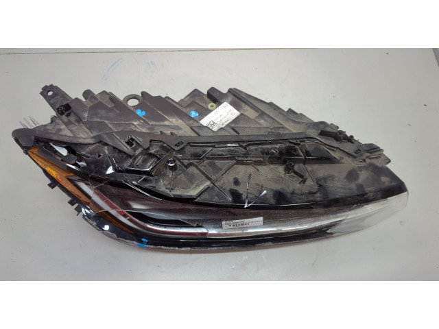 Фара передняя  Volkswagen Jetta 7 2018-2025 правая 