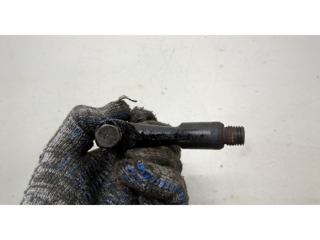 Форсунка топливная  Opel Combo 2001-2011    821153, 98437712     