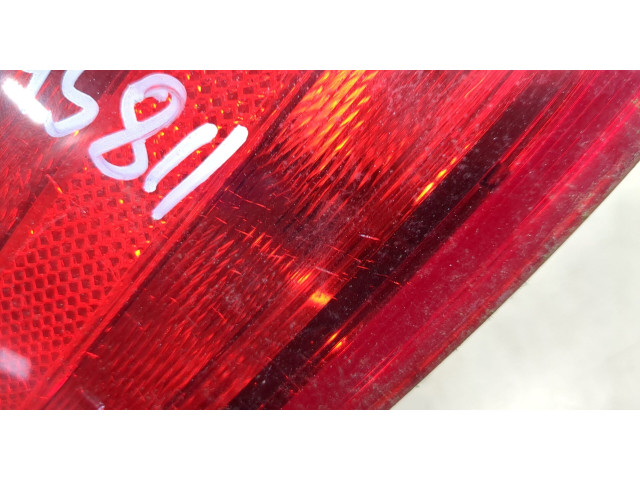 Задний фонарь 8T0945096