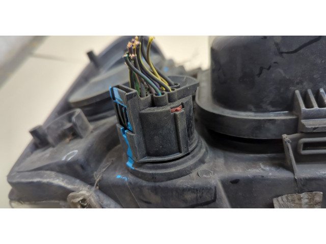 Фара передняя  Land Rover Freelander 2 2006-2014 левая 