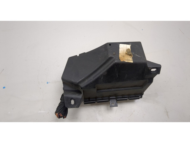 Блок предохранителей Nissan Rogue 2007-2013