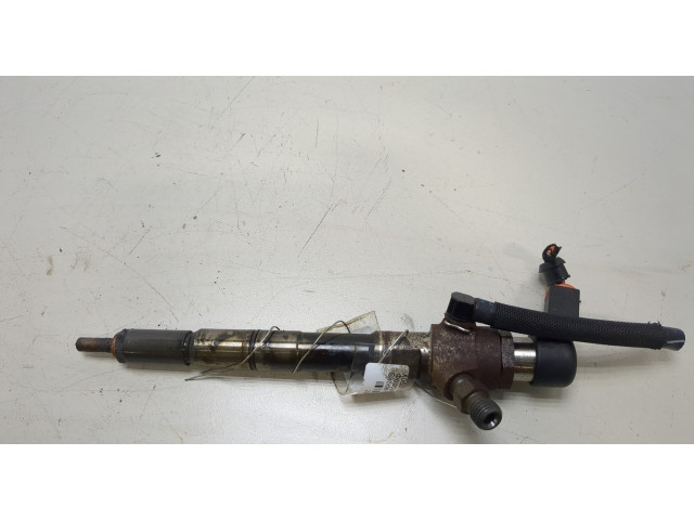 Форсунка топливная  Skoda Rapid    03L130277S     