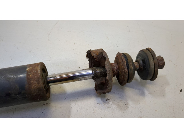 Стойка амортизатора  Mitsubishi Montero Sport / Pajero Sport 1996-2008 MR316549     