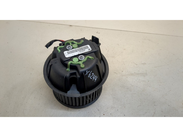 Моторчик печки Dacia Duster 2010-2017