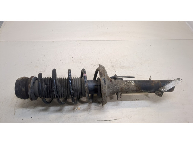 Стойка амортизатора  Volkswagen Golf 4 1997-2005      