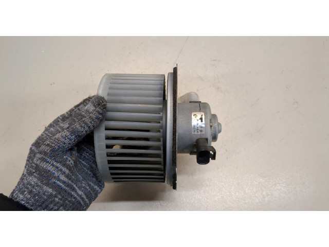 Моторчик печки Cadillac Escalade 2 2000-2006