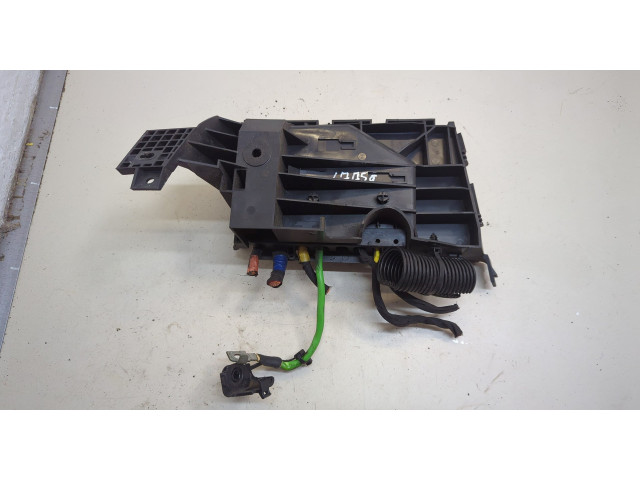 Блок предохранителей Lincoln MKZ 2016-2020 HG9T14A301AA