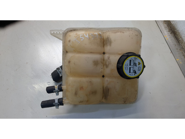 Бачок расширительный  Volvo S40 2004-    