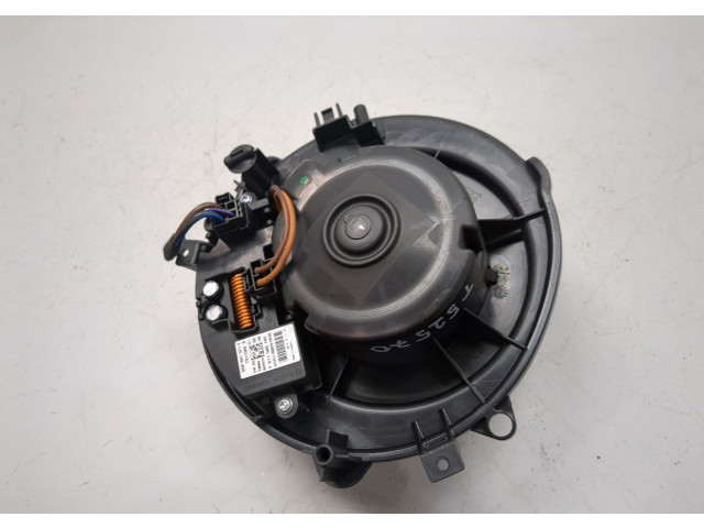 Моторчик печки Skoda Octavia (A7) 2013-2023