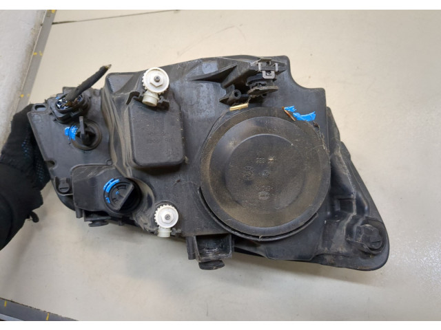 Фара передняя Volkswagen Caddy 2004-2015 левая