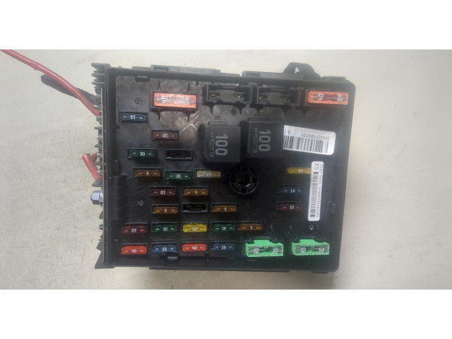 Блок предохранителей Audi Q3 2014-2018