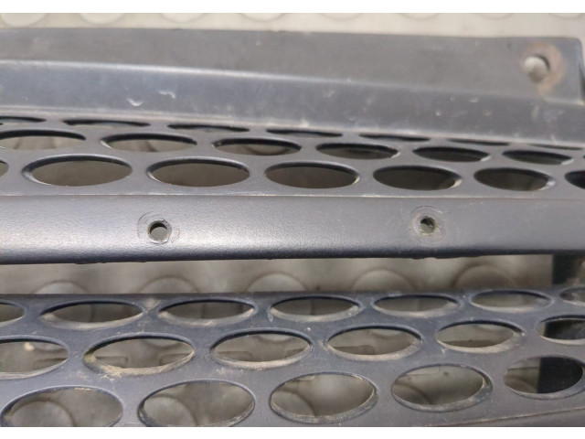 Решетка радиатора  Mercedes Vito W639 2003-2014          A63988001859051