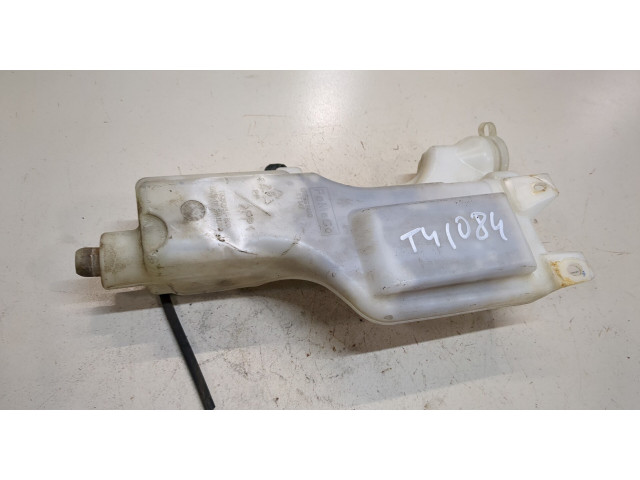 Бачок омывателя  Ford Ranger 2006-2012     2.5