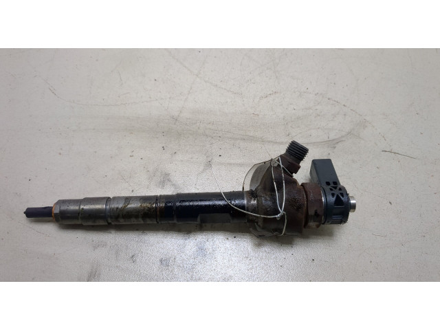 Форсунка топливная  Volkswagen Passat CC 2008-2012    03L130277J     