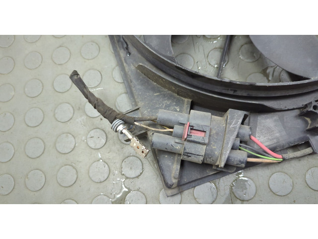 Вентилятор радиатора  Volkswagen Passat 6 2005-2010           