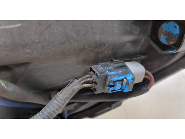 Фара передняя  Toyota Avensis 3 2008-2018 правая 