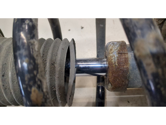 Стойка амортизатора Mitsubishi Outlander 2012-2015 2.3 дизель