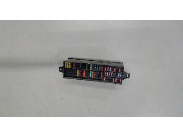 Блок предохранителей Volkswagen Jetta 6 2010-2015 413842V 6 1.8