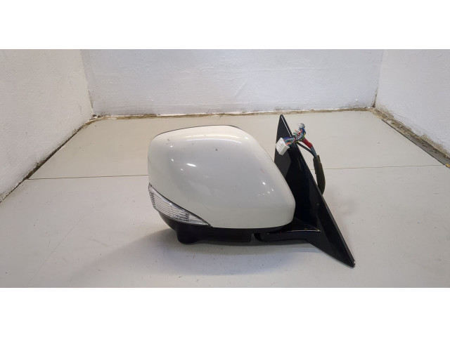 Зеркало боковое Infiniti QX56 2010-2013 правое