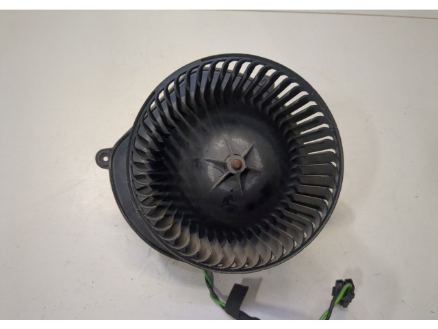 Моторчик печки  Jeep Commander 2006-2010 68020218AA     68020218AA   