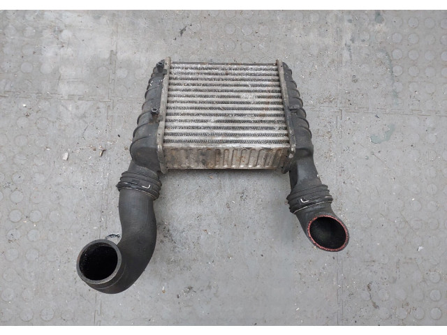 Интеркулер  Volkswagen Passat 5 2000-2005       