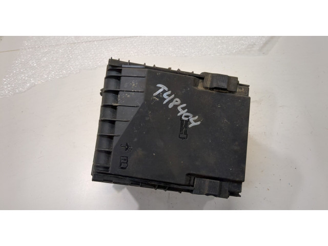 Блок предохранителей Skoda Yeti 2009-2014