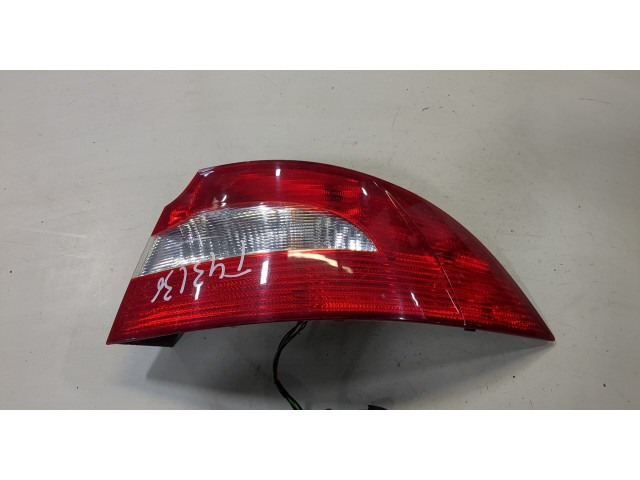 Задний фонарь