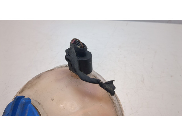 Бачок расширительный  Volkswagen Passat 7 2010-2015 Европа    